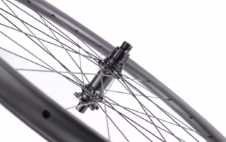 ICANPI 32ER Ultraleichter Carbon-Laufradsatz mit breiter Felge für XC/Gravel